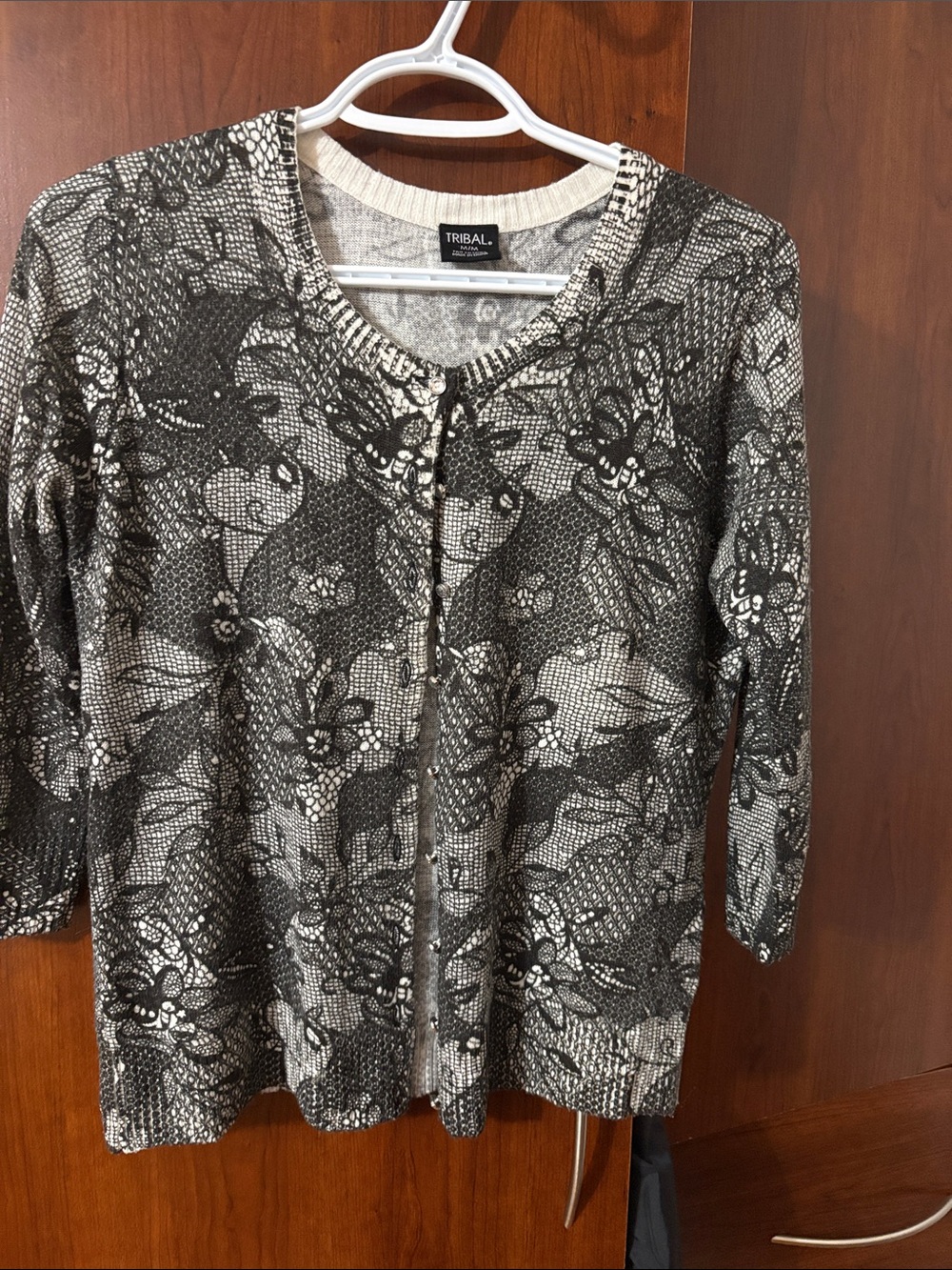 Tribal Black & White Floral Button-Front Knit Top / cardigan size medium